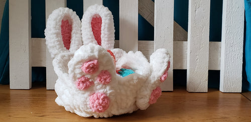 White crochet Easter bunny basket showing full bunny shape with ears and face detail