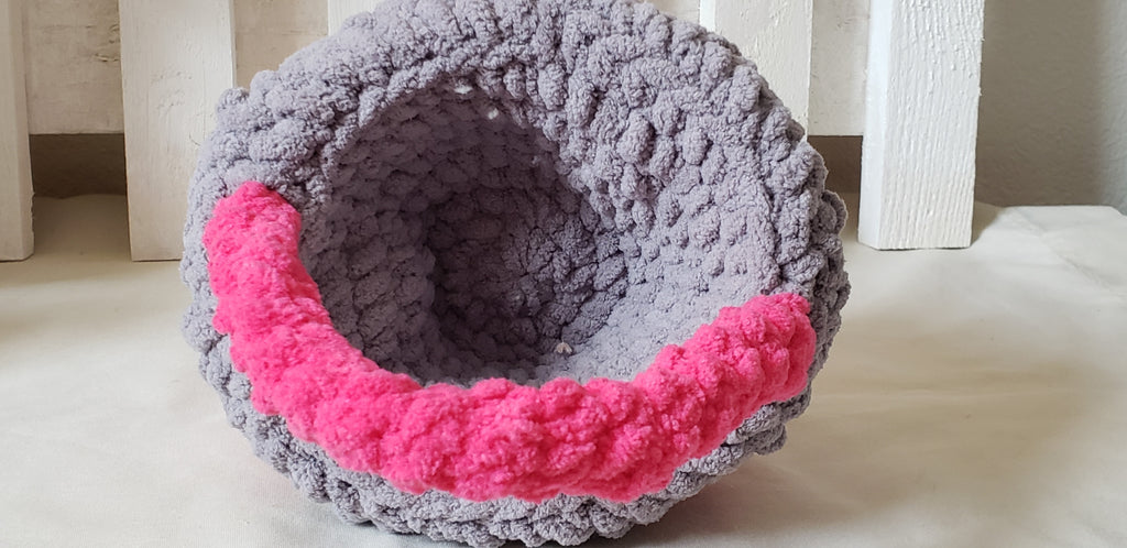 Hot pink crochet Easter basket inside view showing grey lining detail